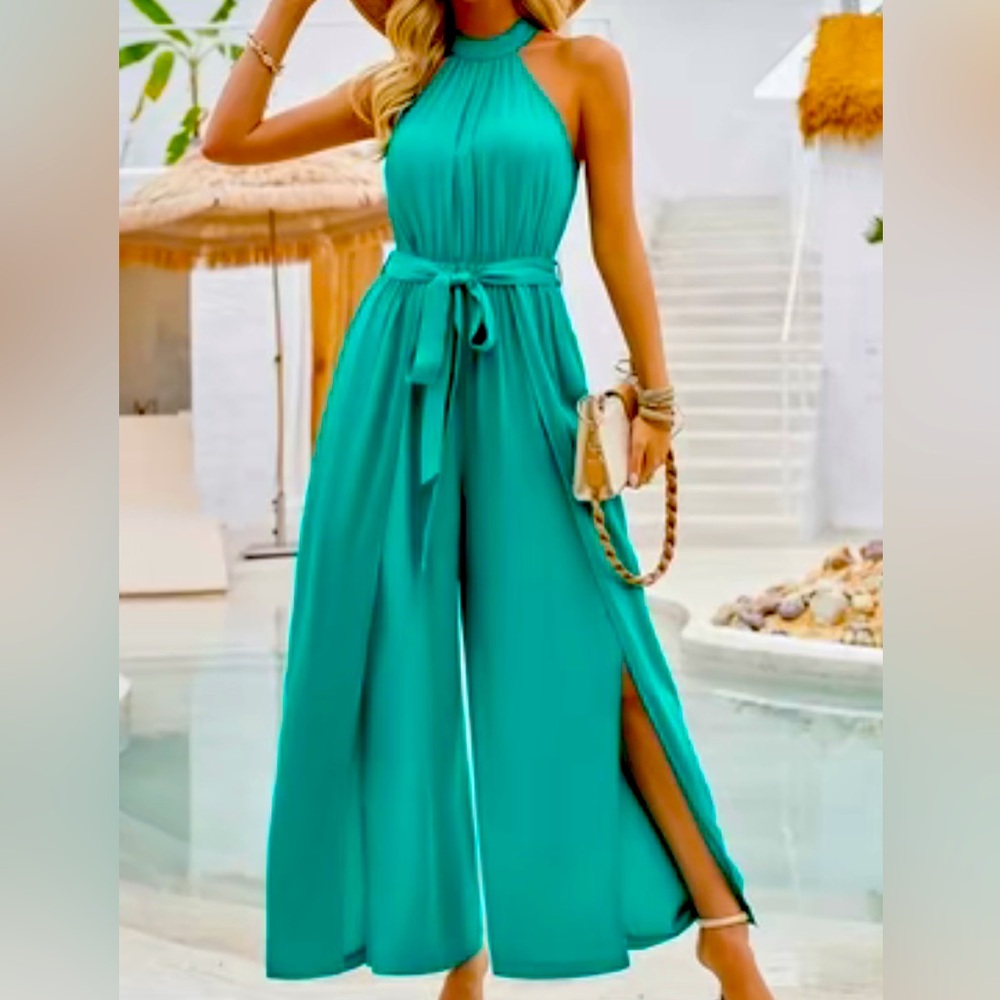 Dreamy Halter Jumpsuit w/ Neck Belted Split
Wide Leg,  Medium , Light Green